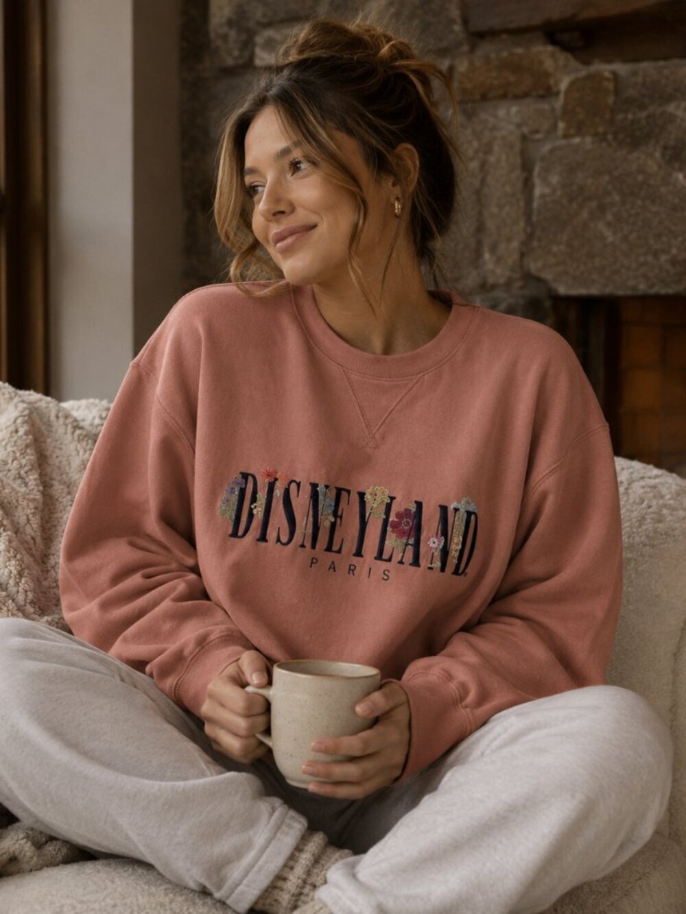 Disneyland Paris Flowers Cotton Sweatshirt  Rose Blush Pink Size Medium